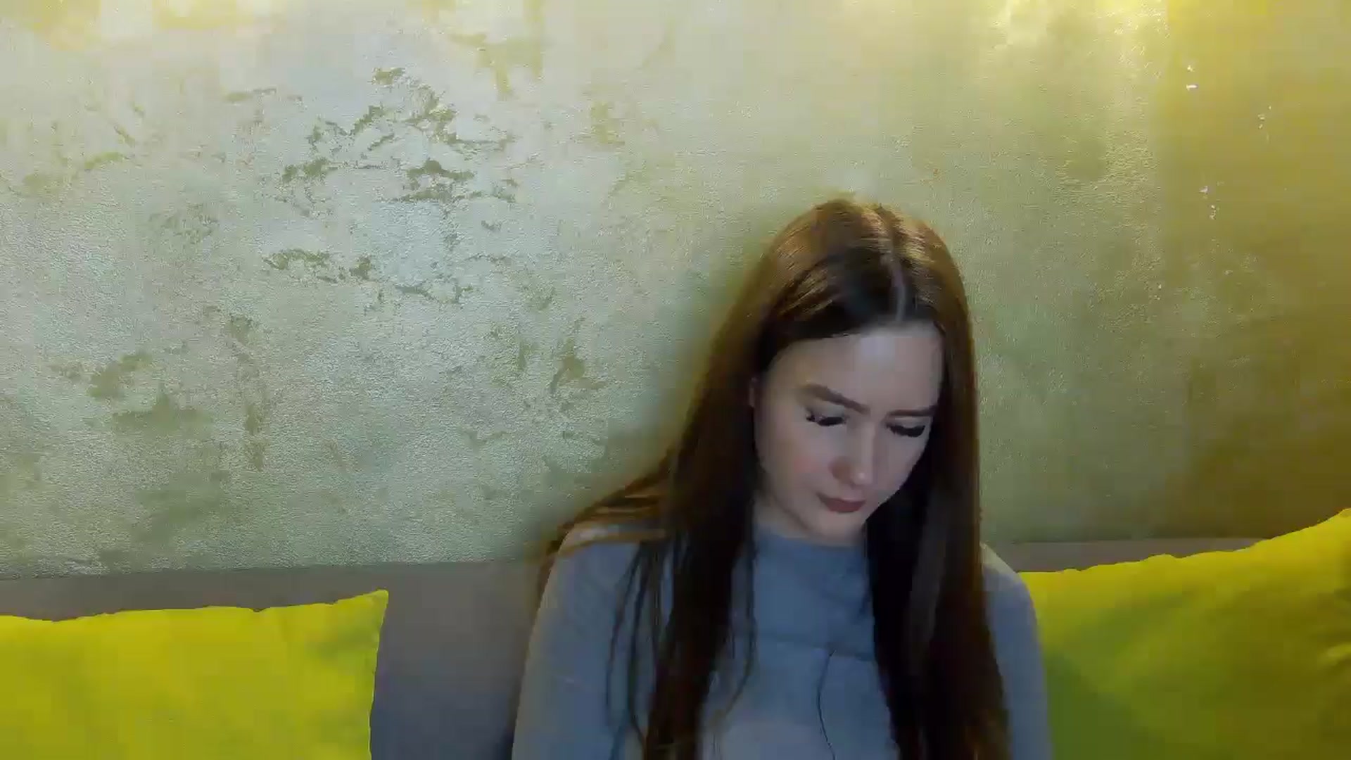 Gallery image thumbnail from Radiance's myfreecams stream on, 03/09/2026, 19:48 image 9 of 20