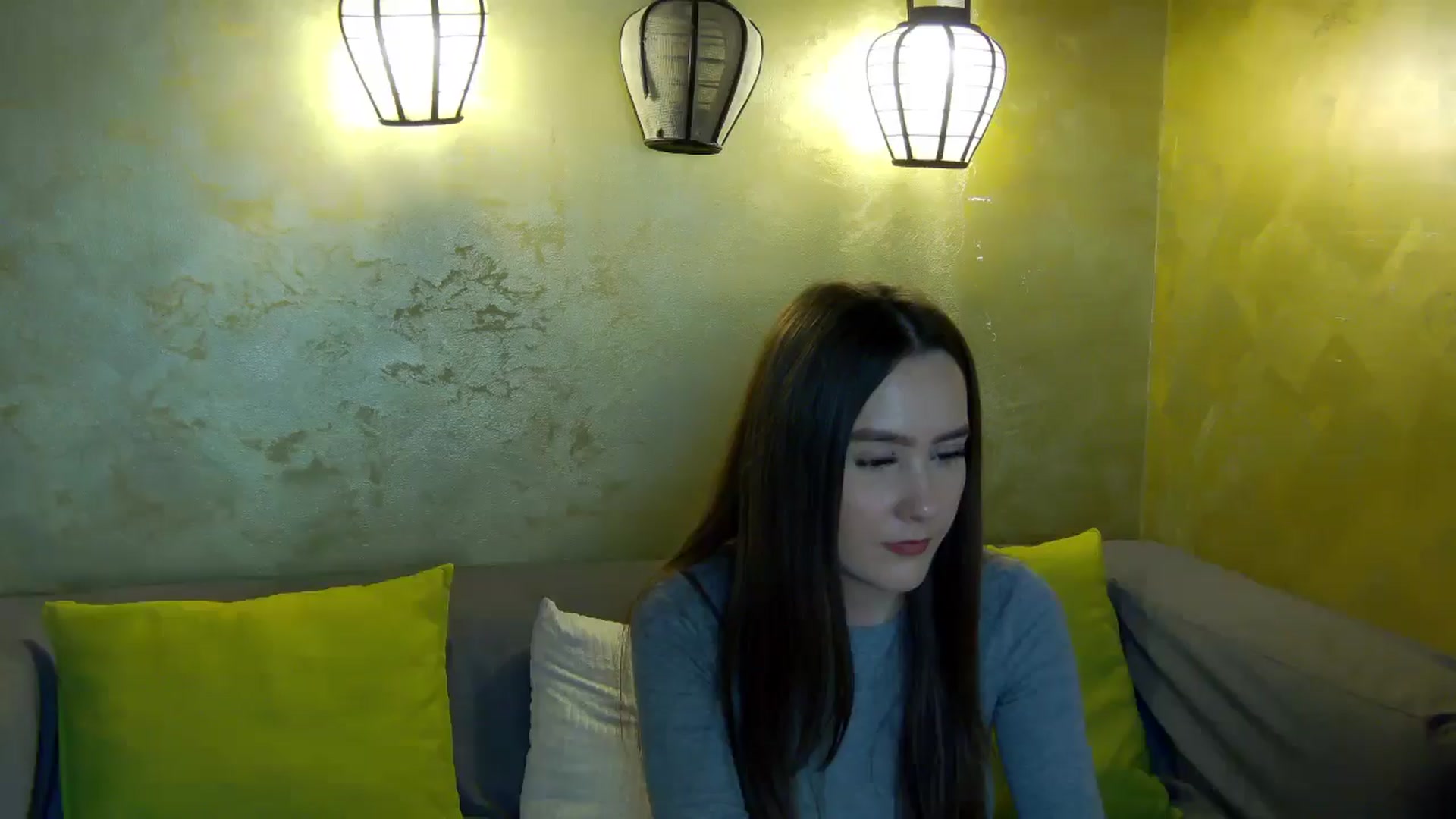 Gallery image thumbnail from Radiance's myfreecams stream on, 03/09/2026, 19:48 image 4 of 20