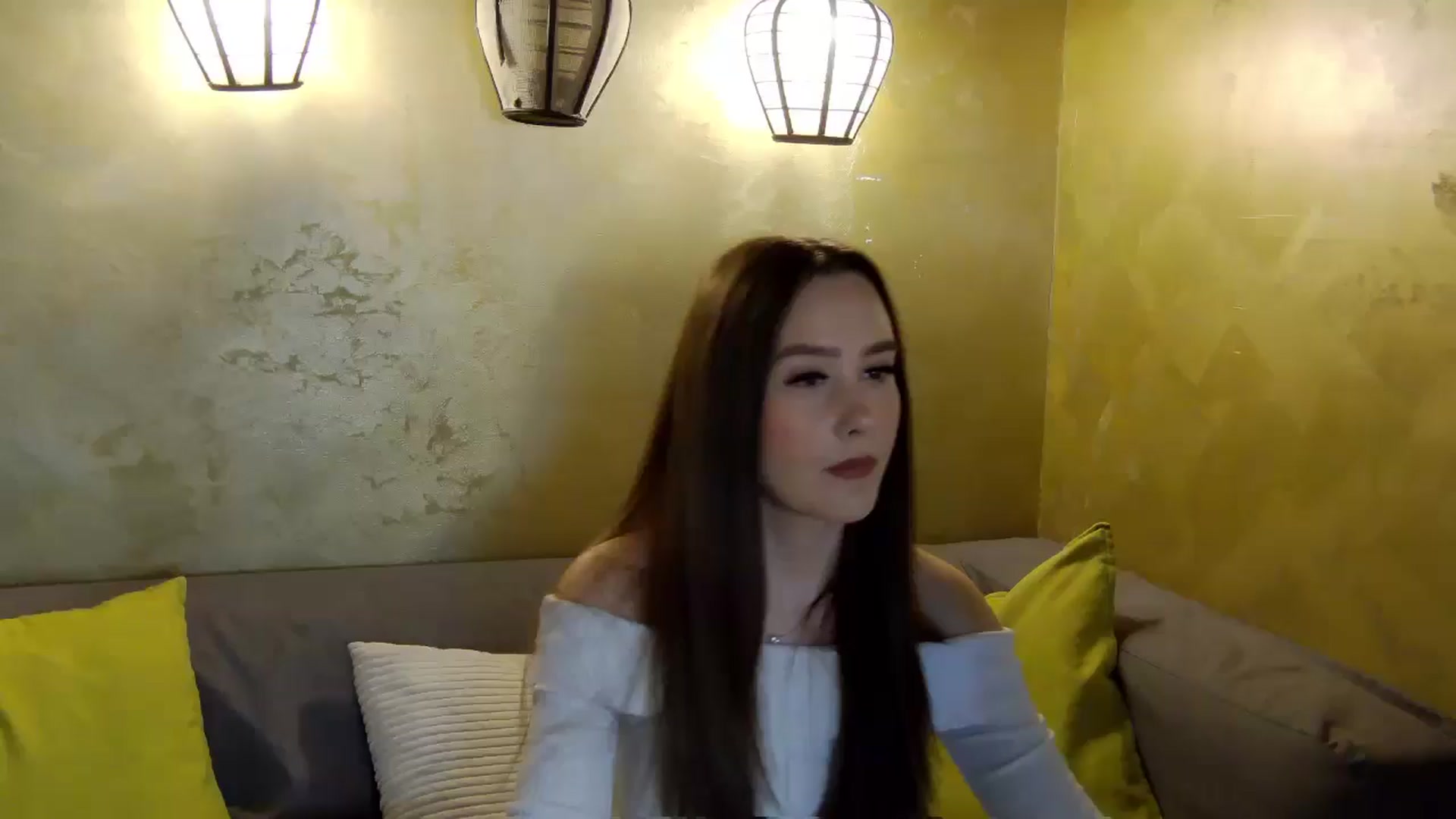 Gallery image thumbnail from Radiance's myfreecams stream on, 03/15/2026, 15:55 image 1 of 20