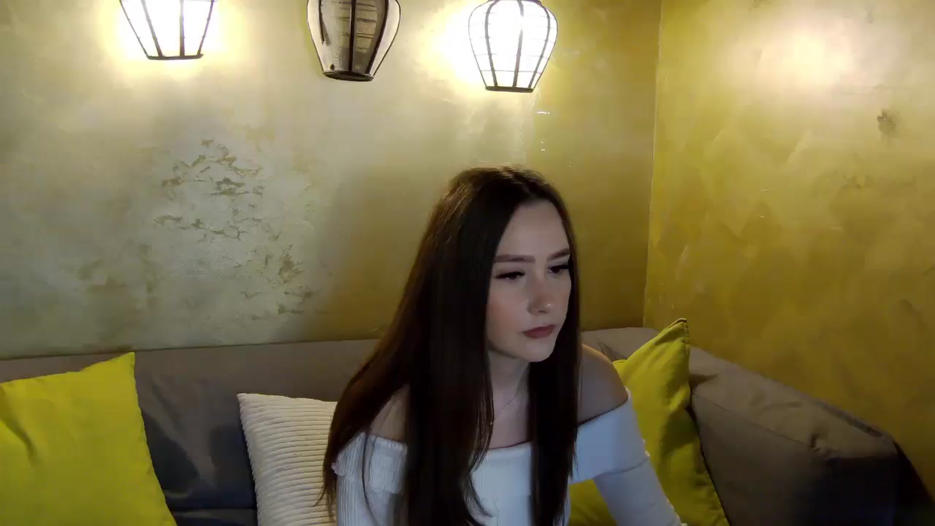 Gallery image thumbnail from Radiance's myfreecams stream on, 03/15/2026, 15:55 image 8 of 20