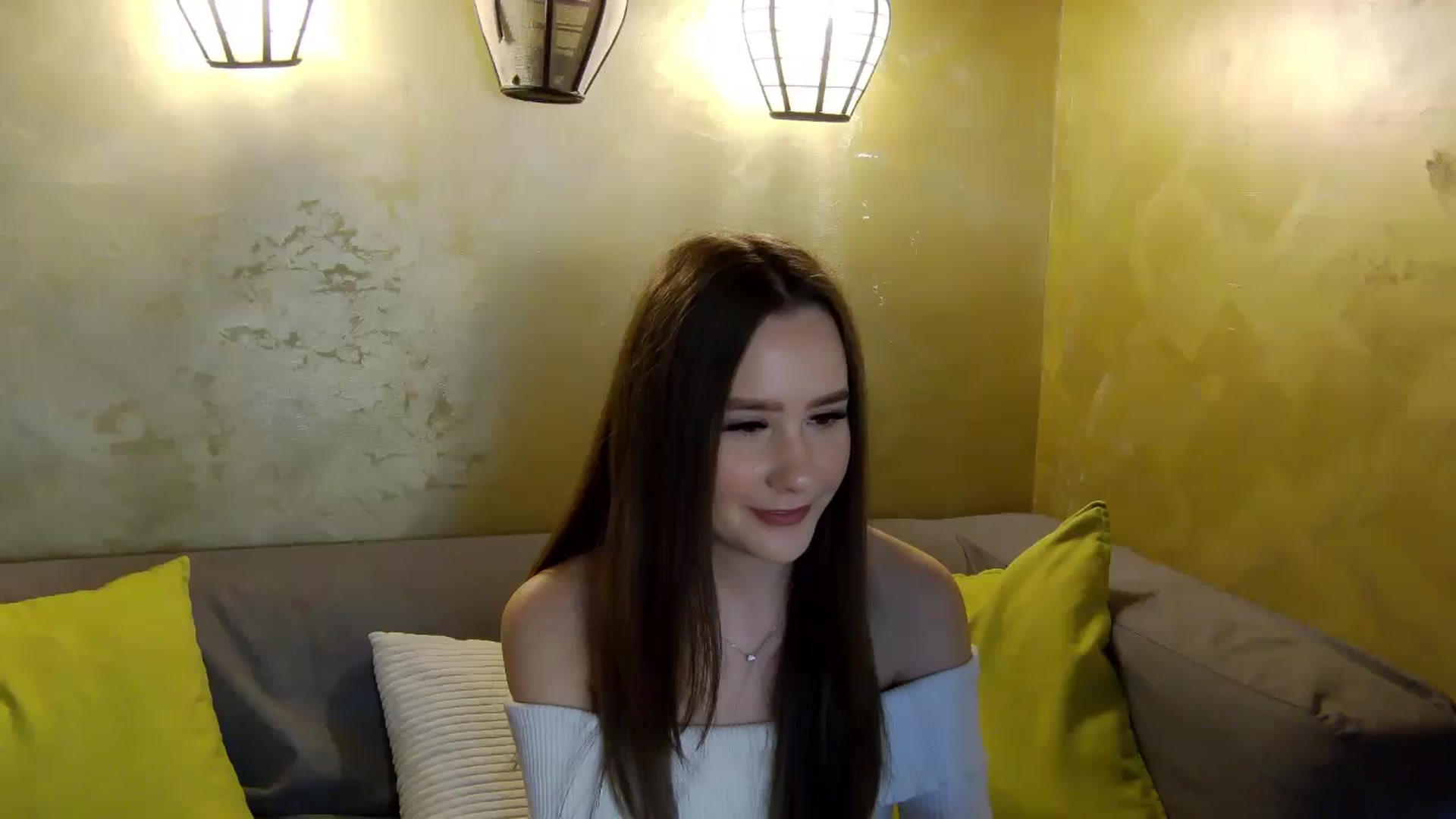 Gallery image thumbnail from Radiance's myfreecams stream on, 03/15/2026, 16:28 image 16 of 20