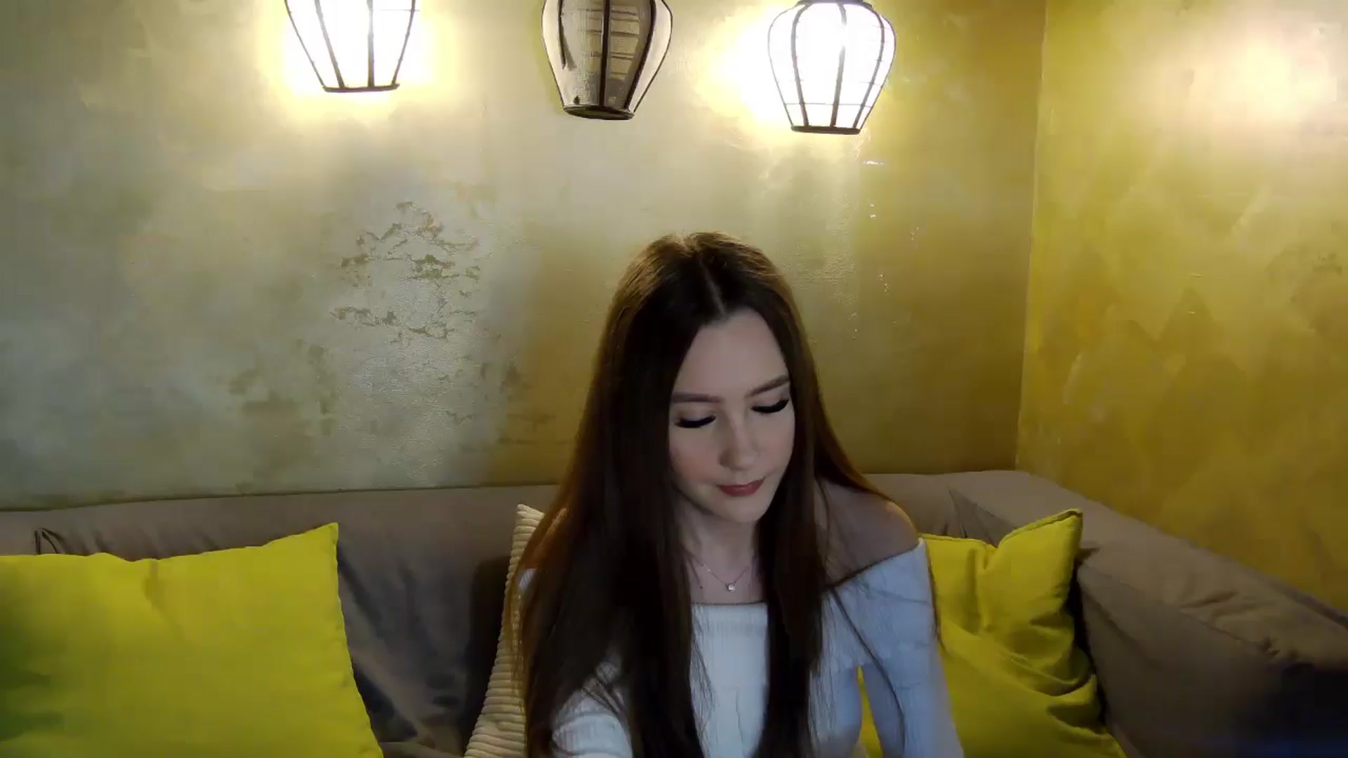 Gallery image thumbnail from Radiance's myfreecams stream on, 03/15/2026, 18:35 image 5 of 20