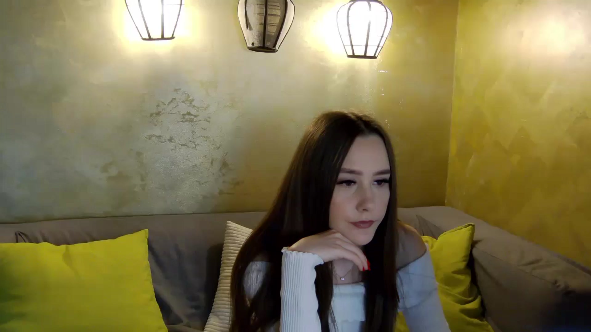 Gallery image thumbnail from Radiance's myfreecams stream on, 03/15/2026, 18:35 image 7 of 20