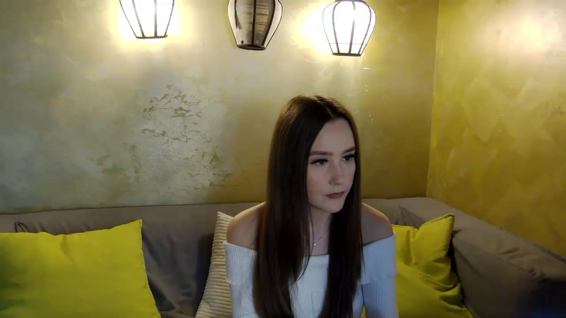 Gallery image thumbnail from Radiance's myfreecams stream on, 03/15/2026, 18:35 image 2 of 20