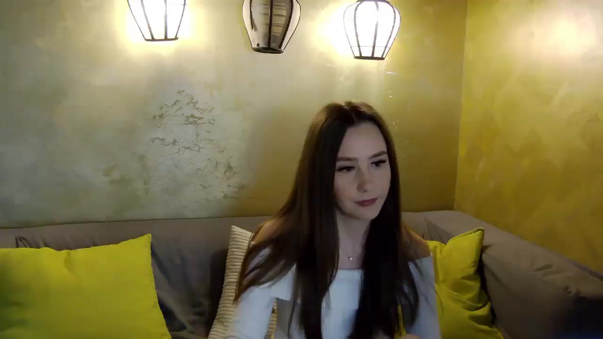 Gallery image thumbnail from Radiance's myfreecams stream on, 03/15/2026, 18:35 image 9 of 20