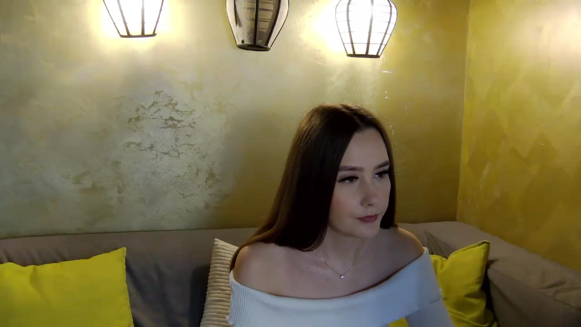 Gallery image thumbnail from Radiance's myfreecams stream on, 03/15/2026, 18:35 image 13 of 20