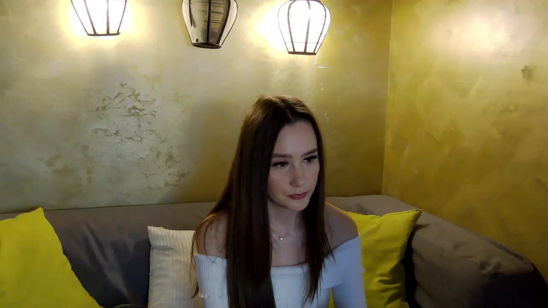 Gallery image thumbnail from Radiance's myfreecams stream on, 03/15/2026, 20:41 image 16 of 20