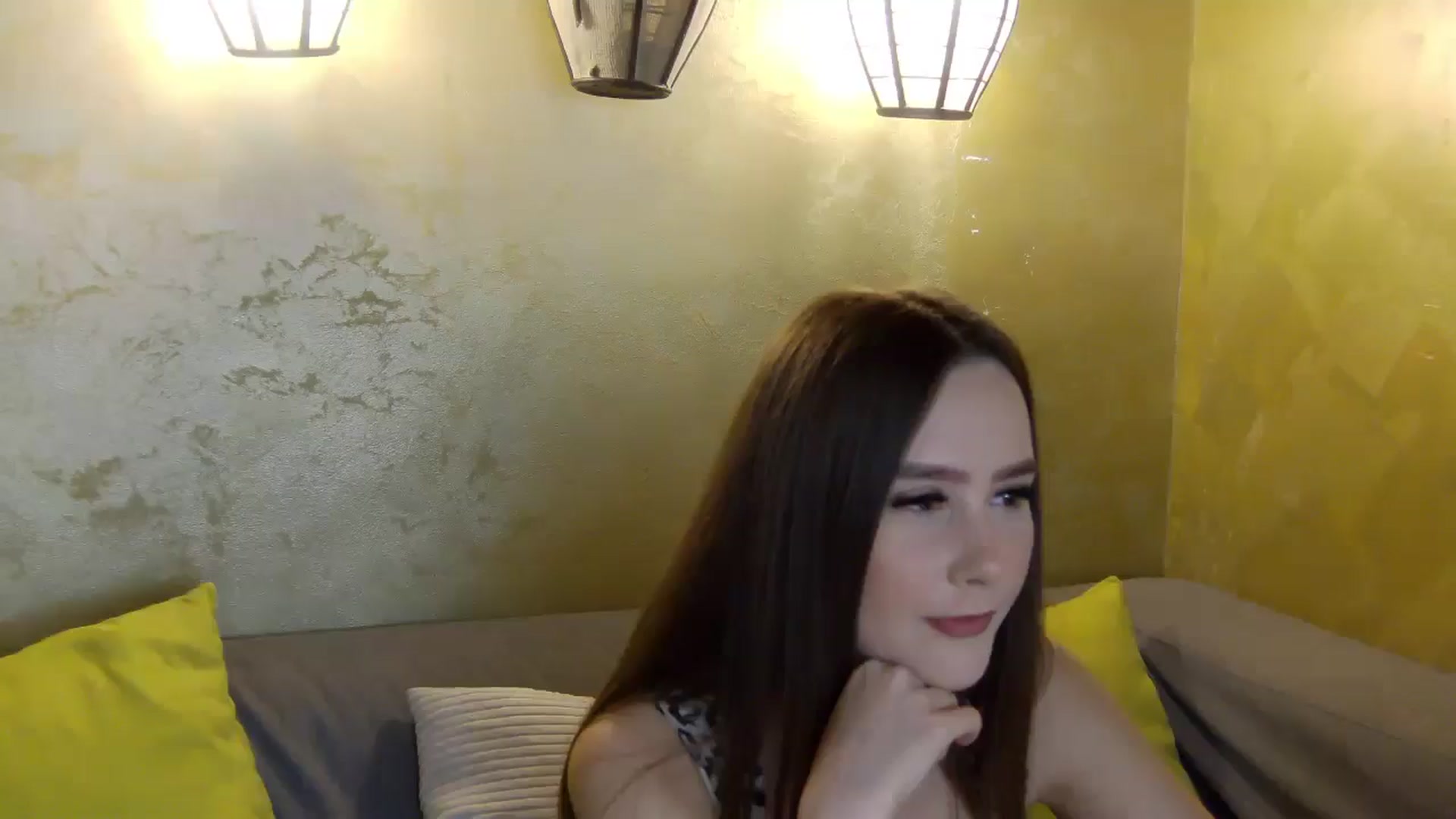 Gallery image thumbnail from Radiance's myfreecams stream on, 03/22/2026, 14:36 image 5 of 20