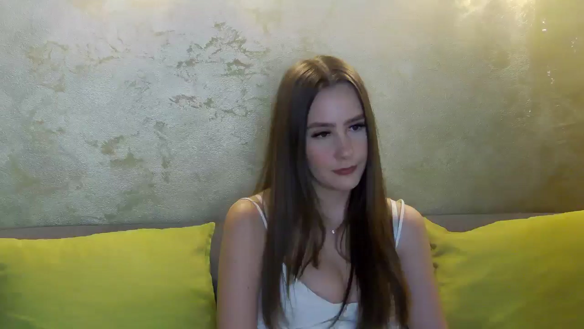 Gallery image thumbnail from Radiance's myfreecams stream on, 03/27/2026, 20:39 image 2 of 20