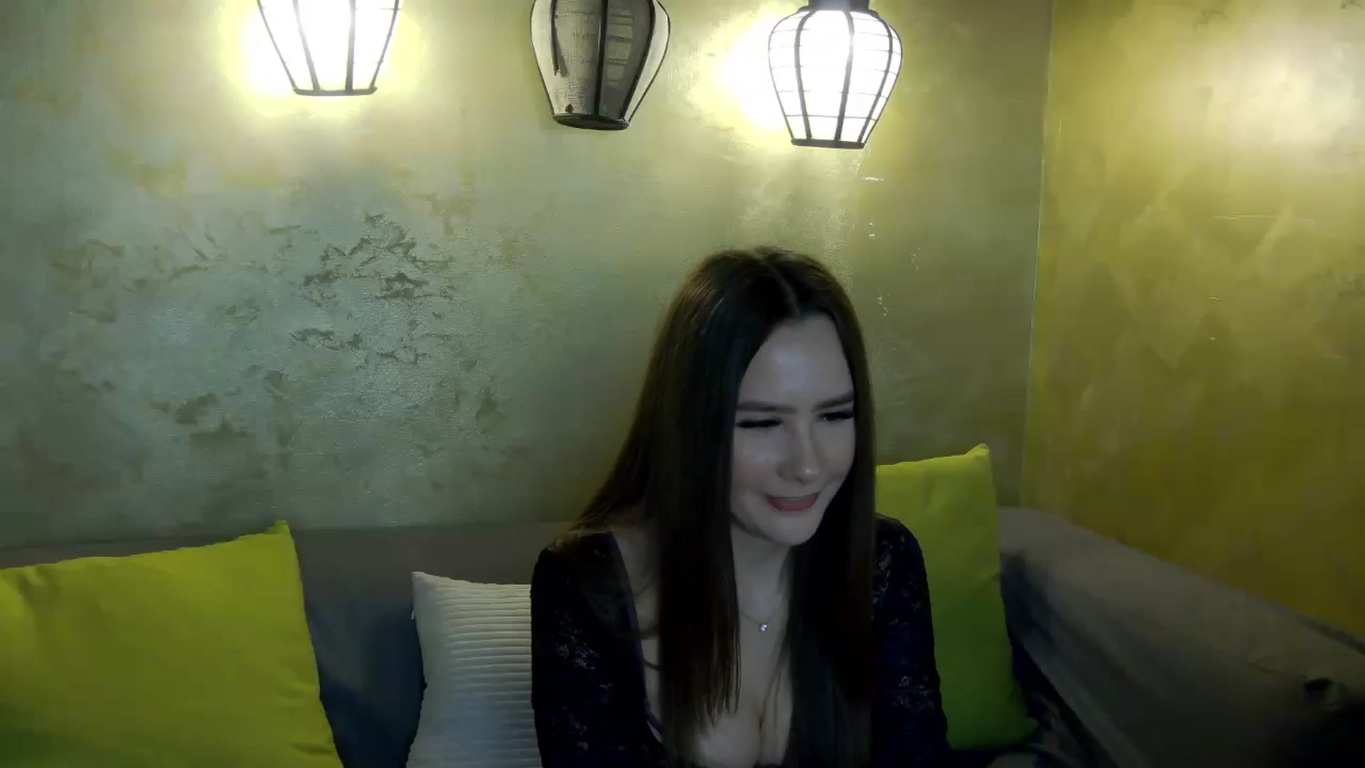 Gallery image thumbnail from Radiance's myfreecams stream on, 03/28/2026, 13:53 image 15 of 20