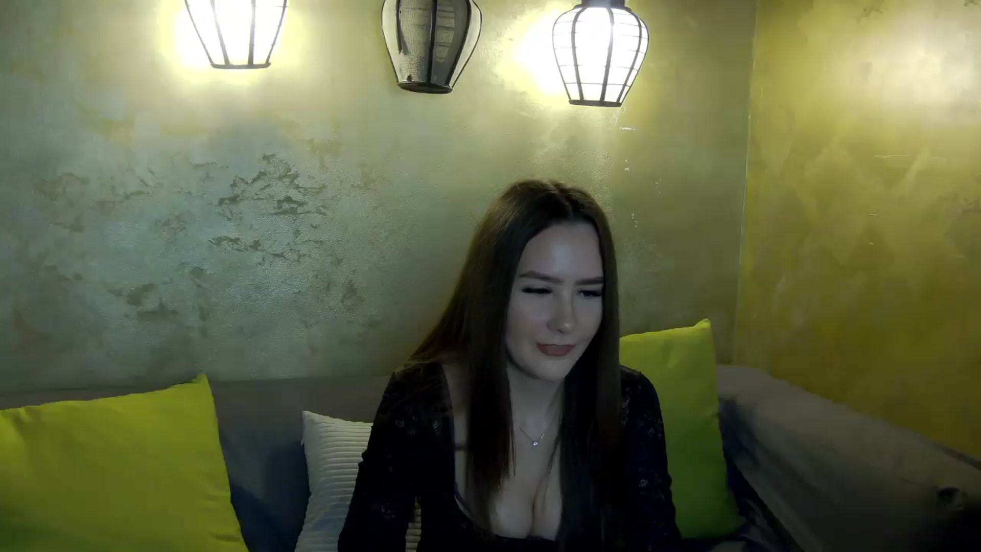 Gallery image thumbnail from Radiance's myfreecams stream on, 03/28/2026, 13:53 image 17 of 20