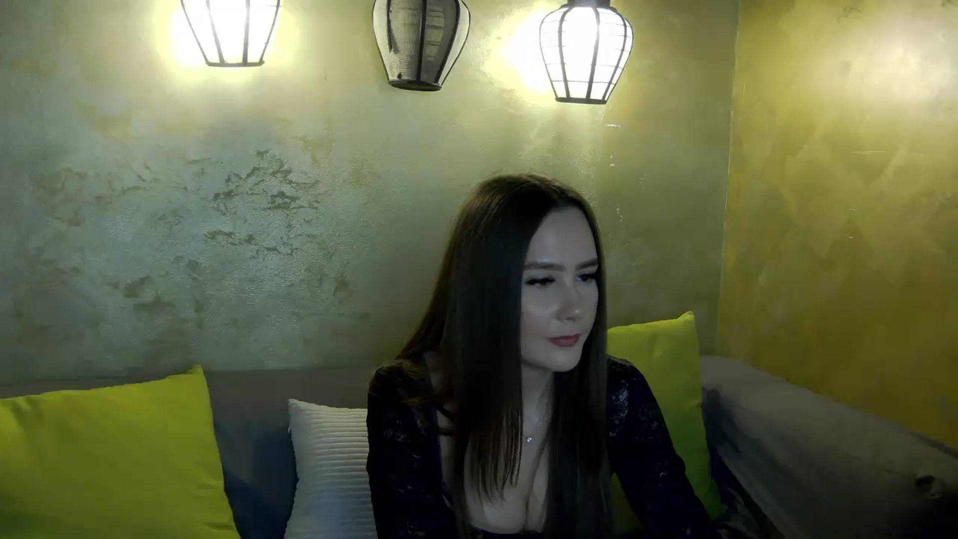 Gallery image thumbnail from Radiance's myfreecams stream on, 03/28/2026, 13:53 image 4 of 20