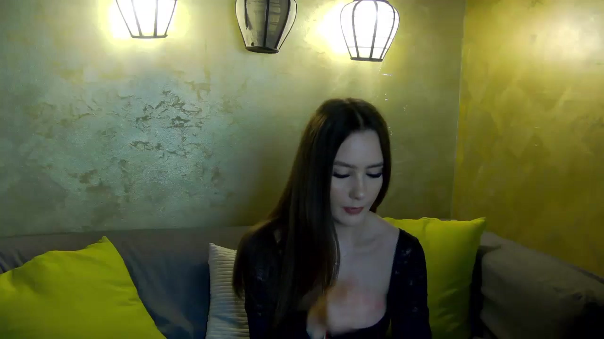 Gallery image thumbnail from Radiance's myfreecams stream on, 03/28/2026, 17:15 image 14 of 20