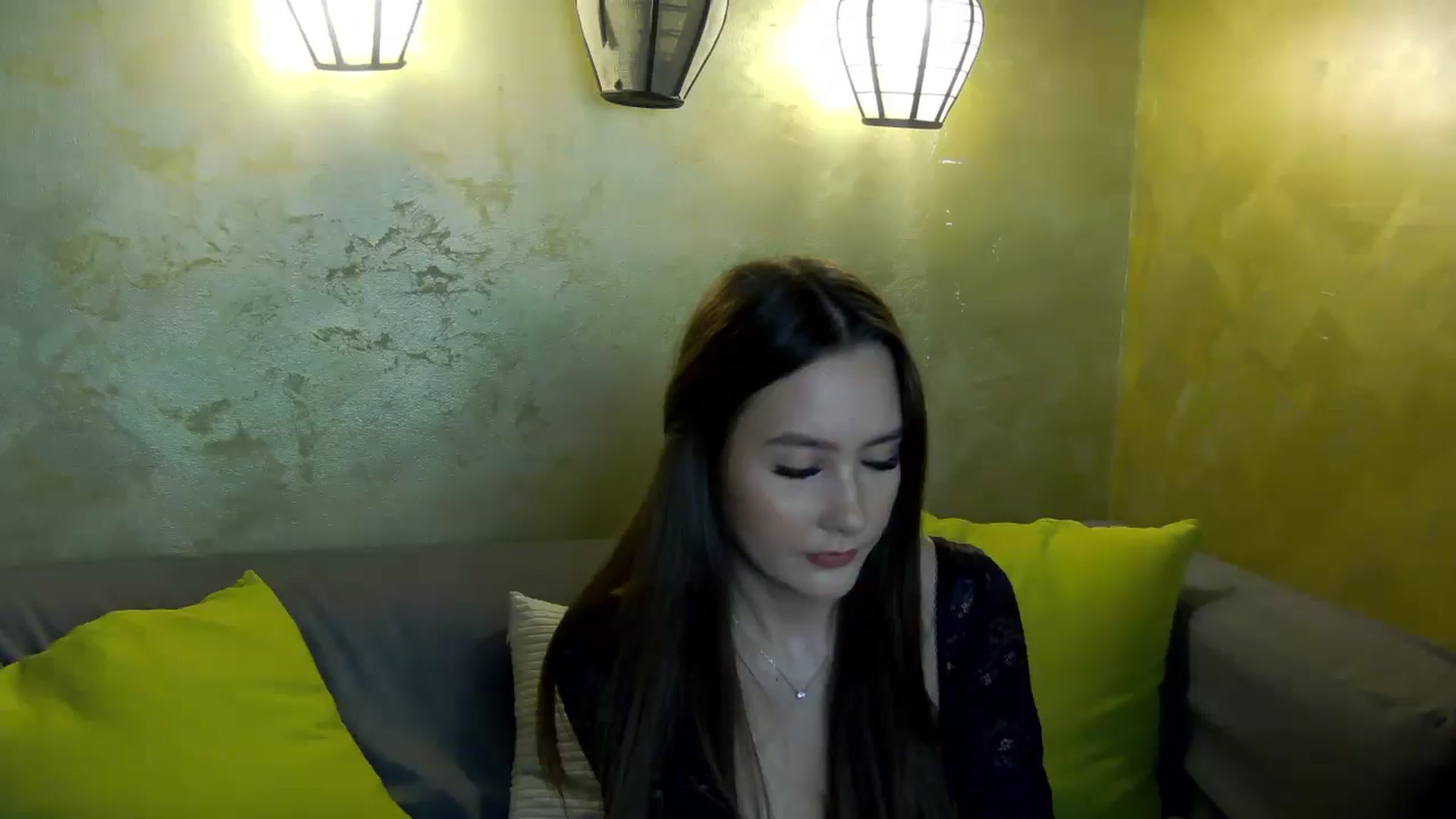 Gallery image thumbnail from Radiance's myfreecams stream on, 03/28/2026, 17:43 image 18 of 20