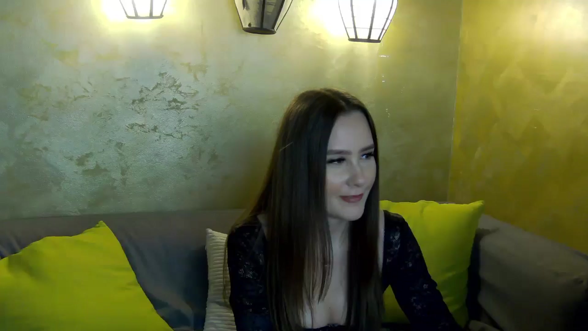 Gallery image thumbnail from Radiance's myfreecams stream on, 03/28/2026, 17:43 image 8 of 20