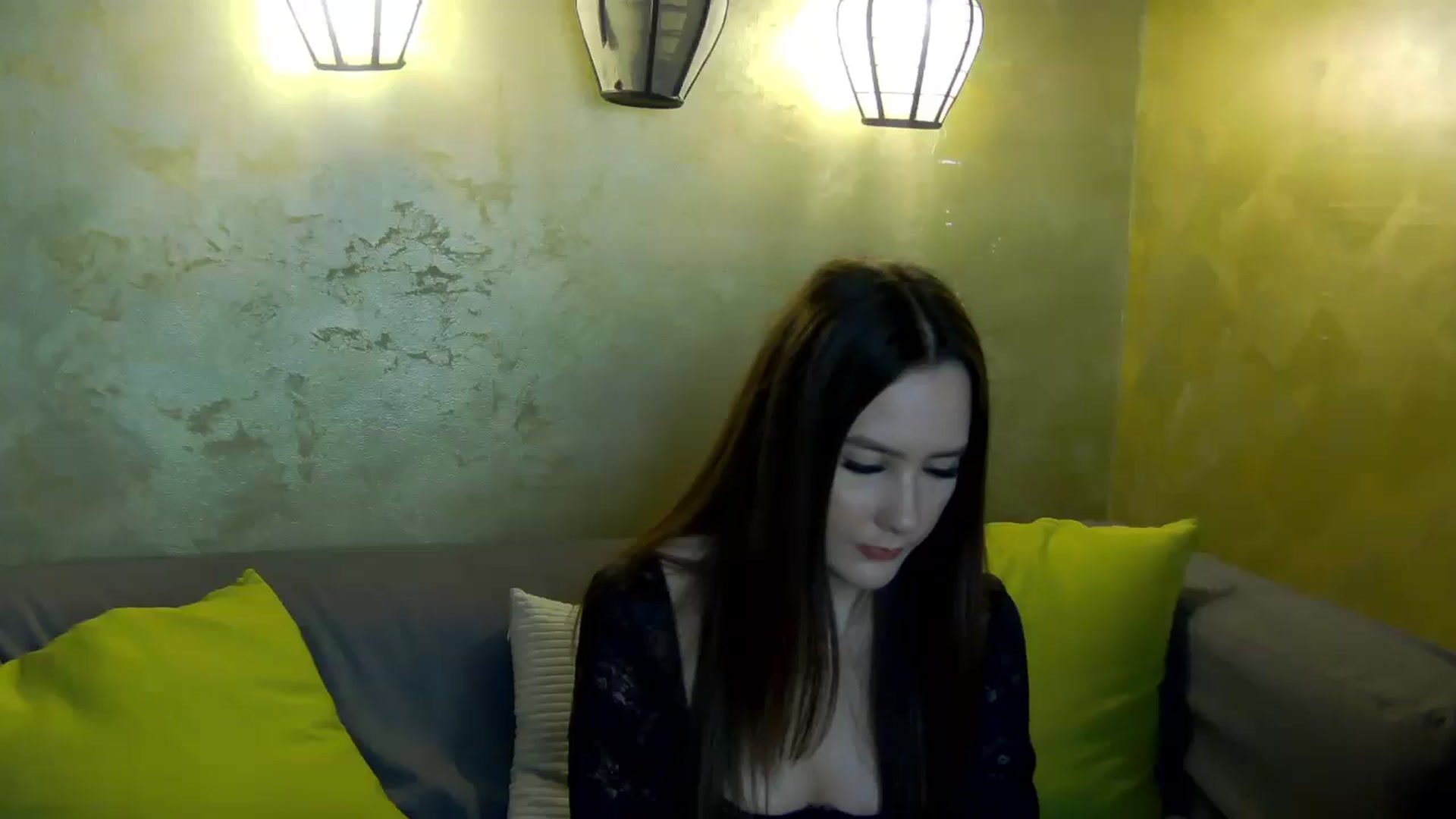 Gallery image thumbnail from Radiance's myfreecams stream on, 03/28/2026, 17:43 image 12 of 20