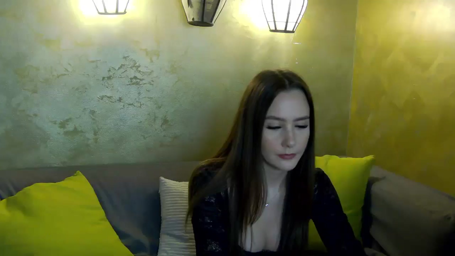 Gallery image thumbnail from Radiance's myfreecams stream on, 03/28/2026, 17:43 image 9 of 20