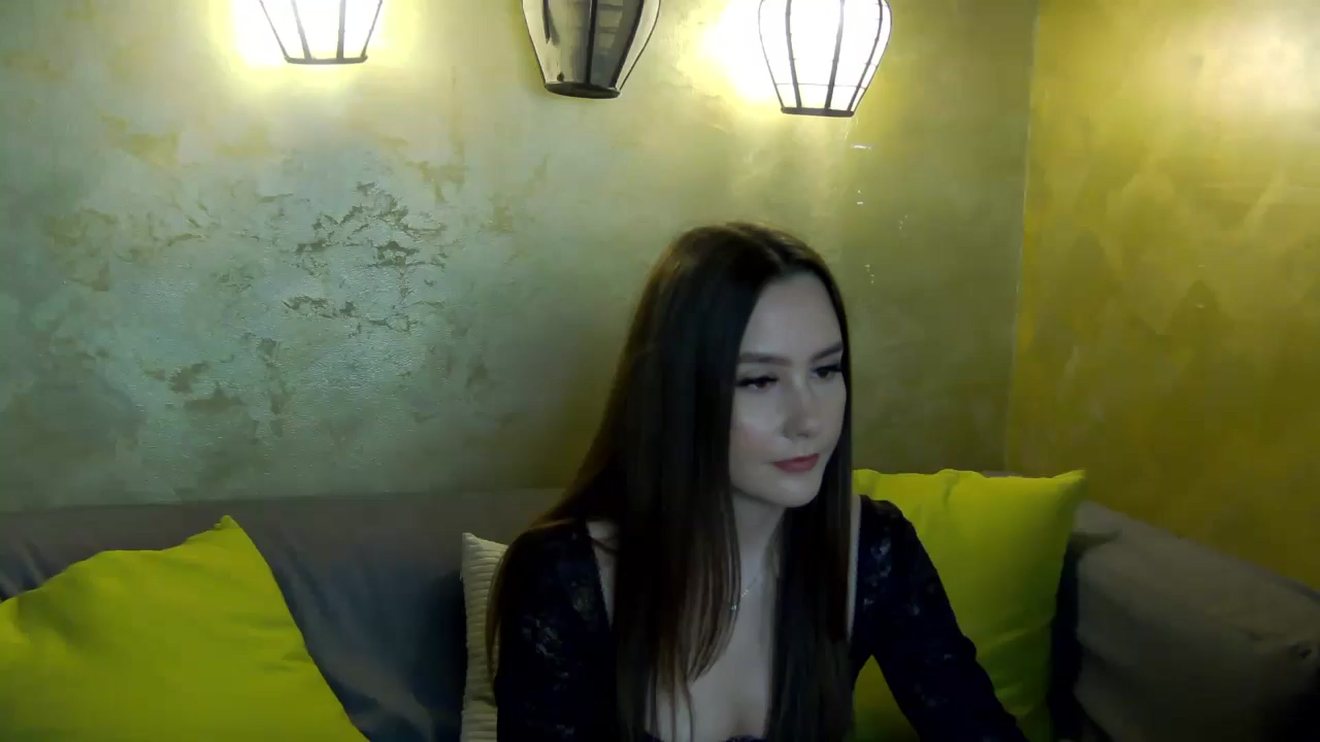 Gallery image thumbnail from Radiance's myfreecams stream on, 03/28/2026, 17:43 image 10 of 20