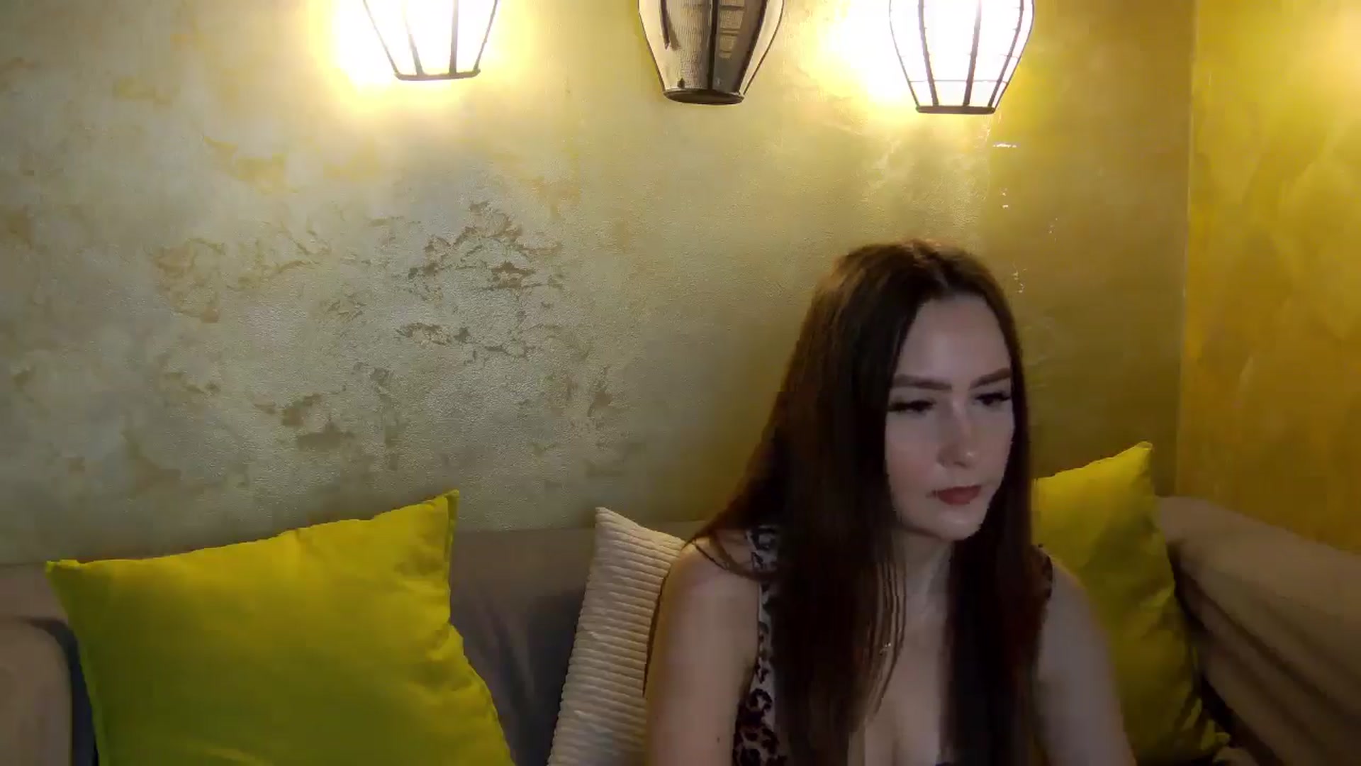 Gallery image thumbnail from Radiance's myfreecams stream on, 03/31/2026, 15:02 image 20 of 20