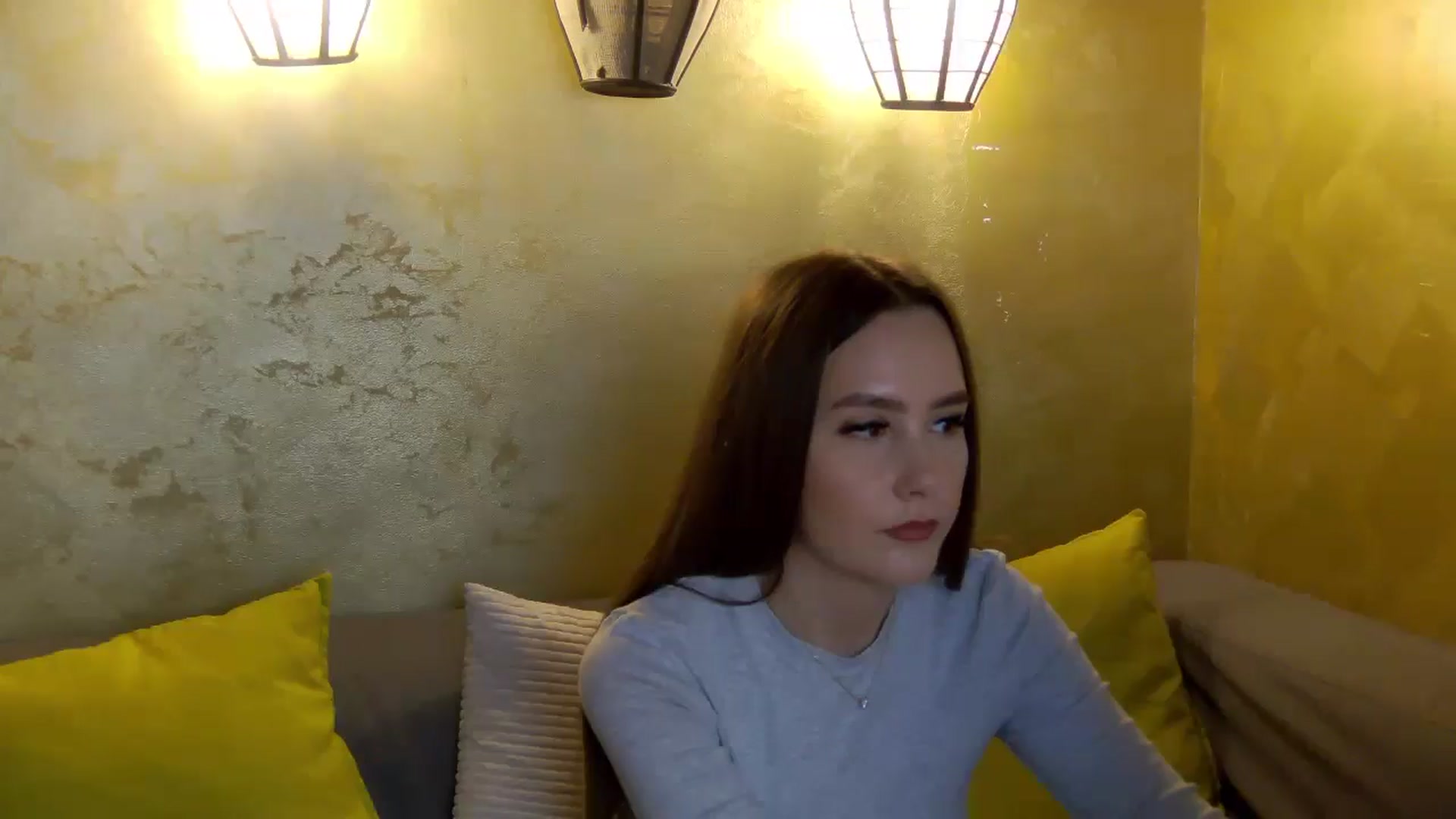 Gallery image thumbnail from Radiance's myfreecams stream on, 03/31/2026, 19:16 image 6 of 20