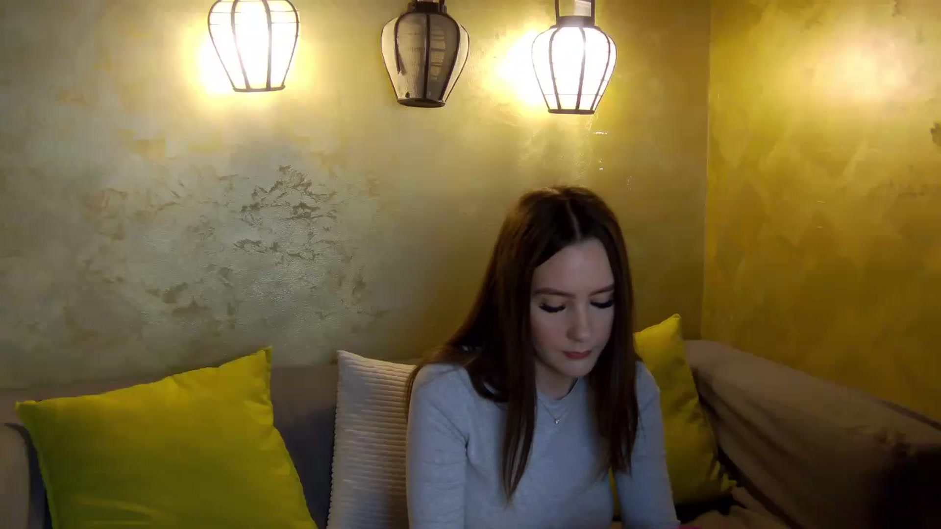 Gallery image thumbnail from Radiance's myfreecams stream on, 03/31/2026, 19:16 image 2 of 20