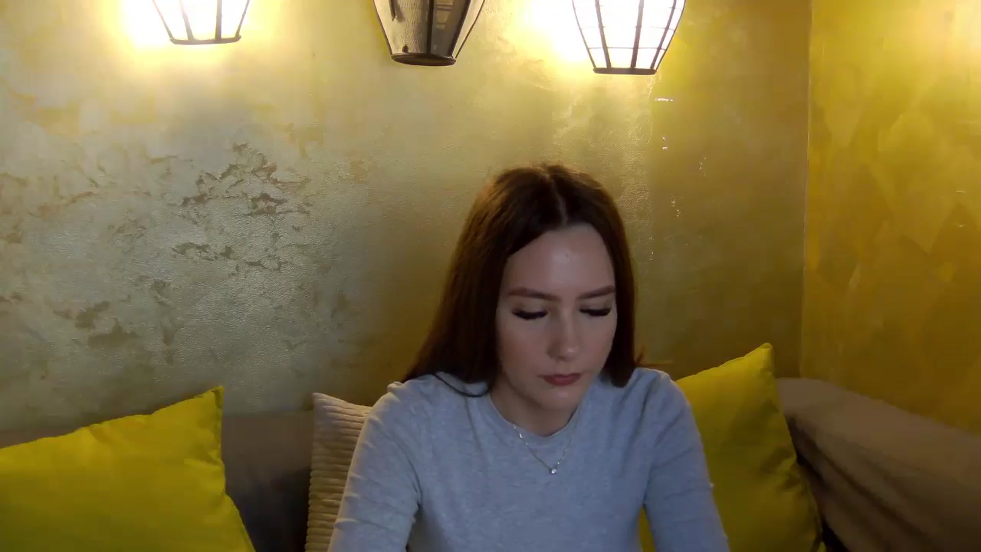 Gallery image thumbnail from Radiance's myfreecams stream on, 03/31/2026, 19:16 image 5 of 20