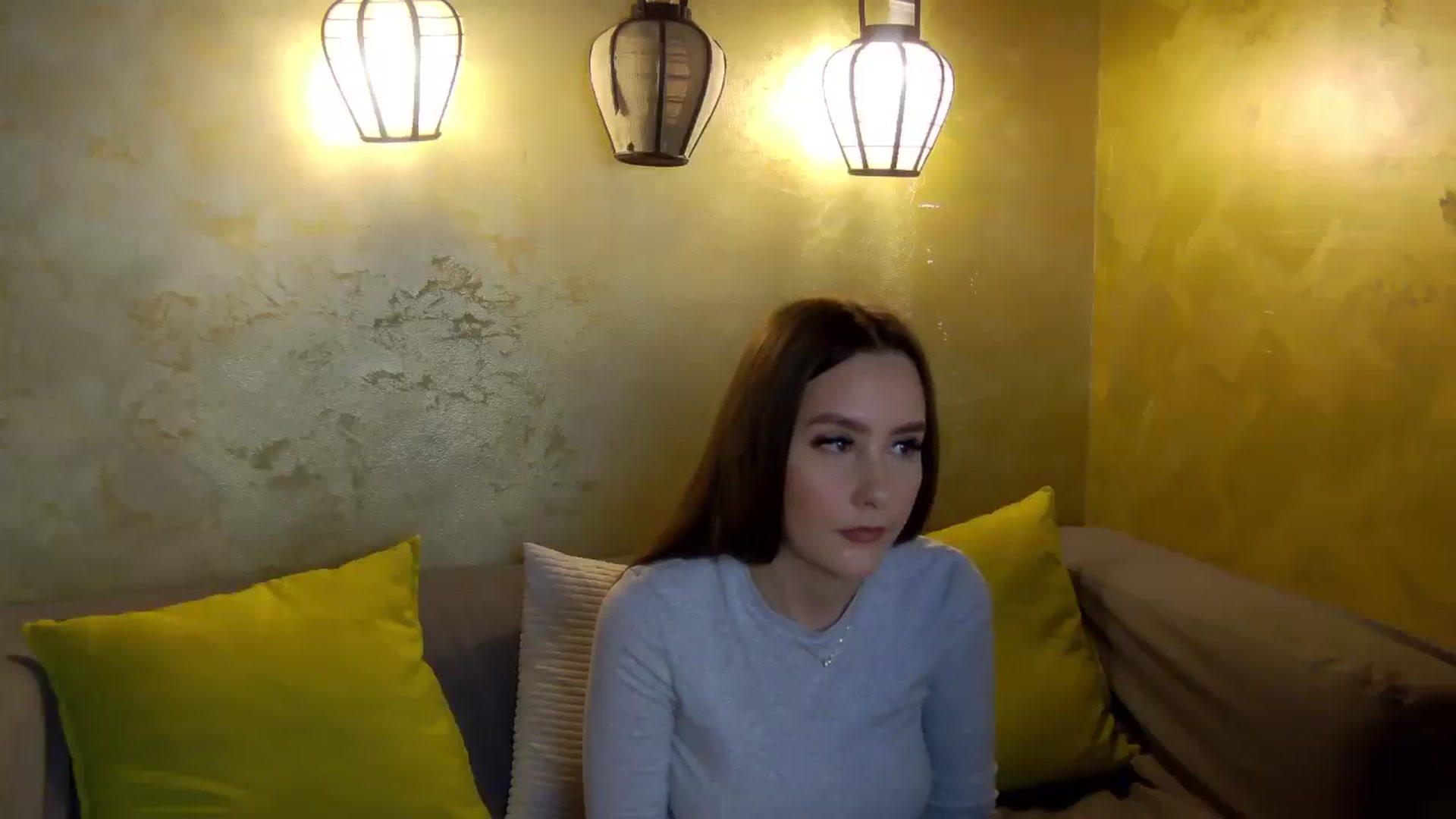Gallery image thumbnail from Radiance's myfreecams stream on, 03/31/2026, 19:16 image 3 of 20