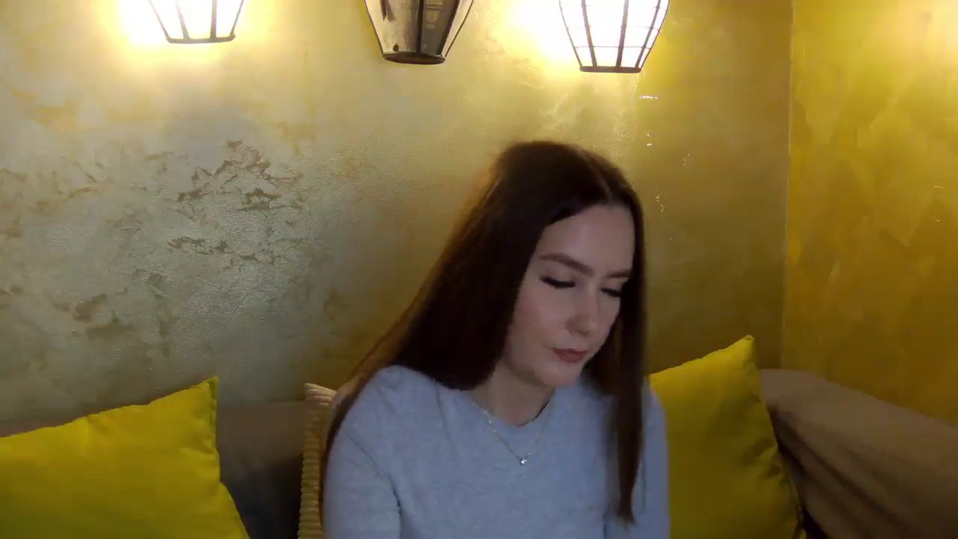 Gallery image thumbnail from Radiance's myfreecams stream on, 03/31/2026, 19:16 image 11 of 20