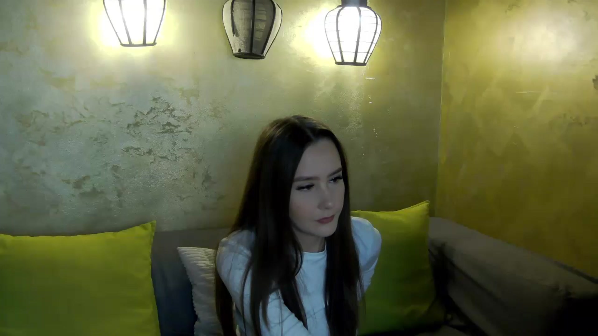 Gallery image thumbnail from Radiance's myfreecams stream on, 04/01/2026, 13:11 image 2 of 20