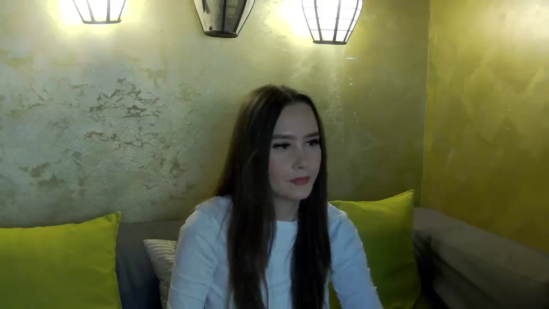 Gallery image thumbnail from Radiance's myfreecams stream on, 04/01/2026, 13:11 image 12 of 20