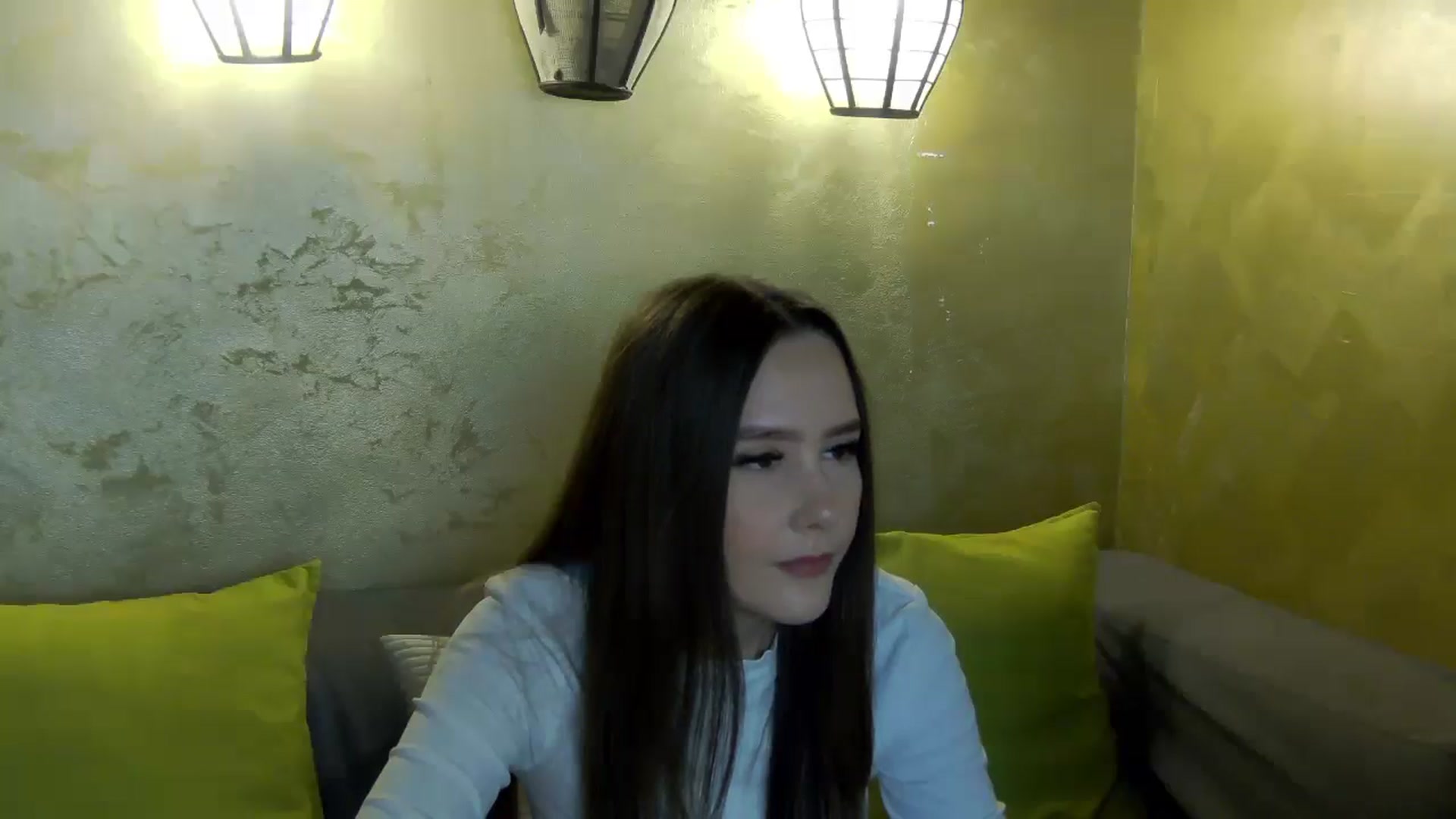 Gallery image thumbnail from Radiance's myfreecams stream on, 04/01/2026, 13:11 image 18 of 20