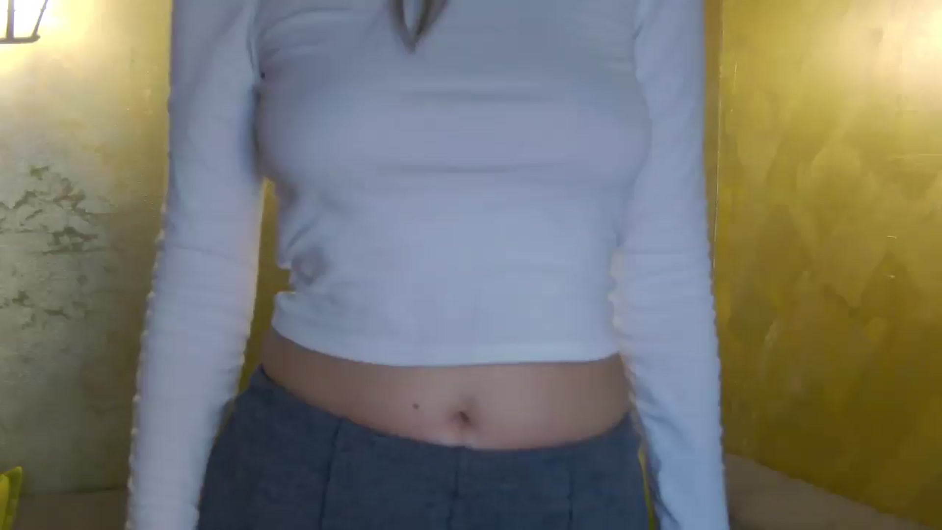 Gallery image thumbnail from Radiance's myfreecams stream on, 04/01/2026, 14:14 image 2 of 20