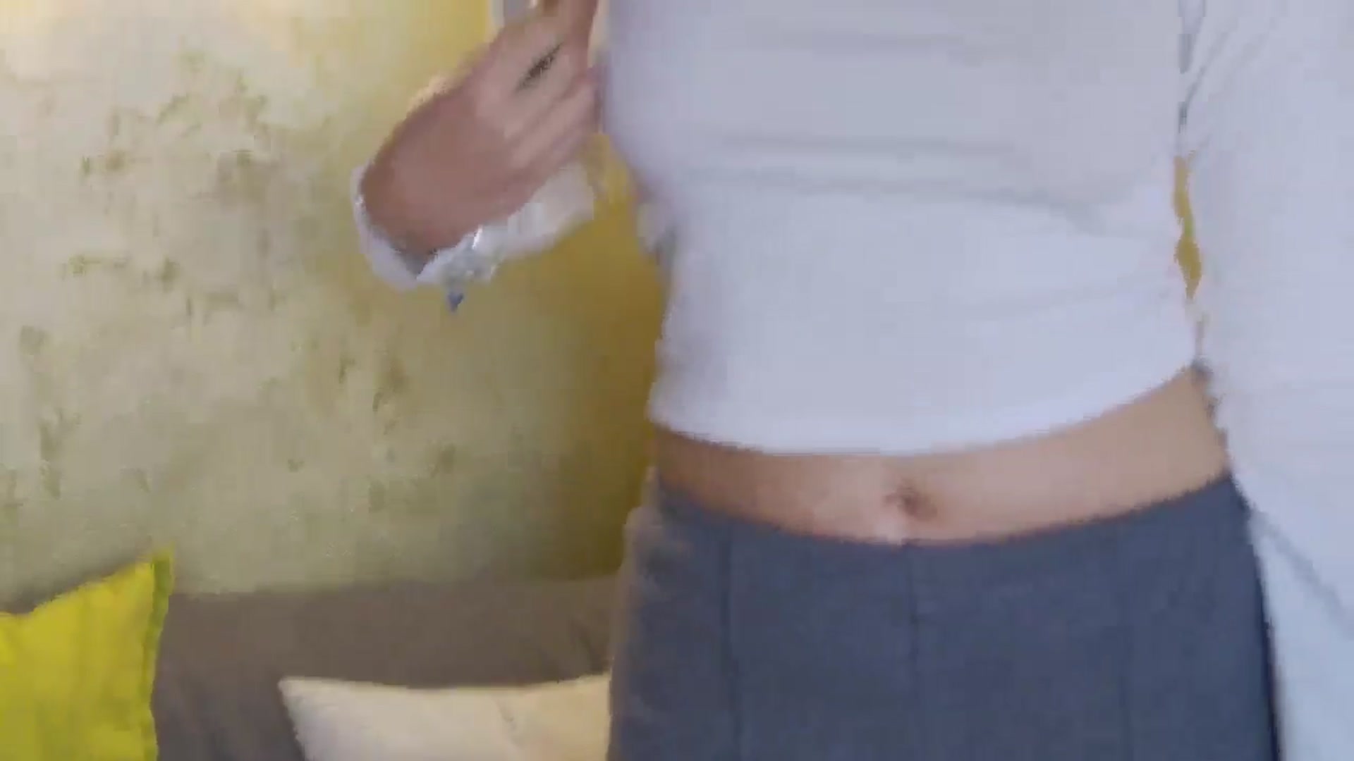 Gallery image thumbnail from Radiance's myfreecams stream on, 04/01/2026, 14:14 image 12 of 20