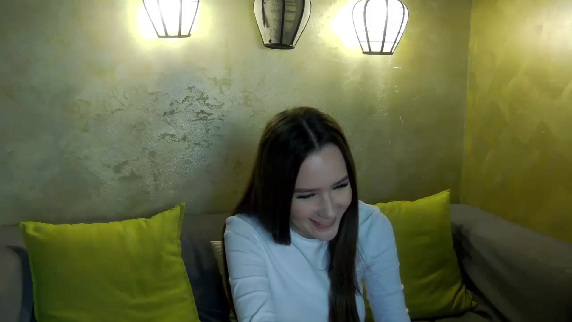Gallery image thumbnail from Radiance's myfreecams stream on, 04/01/2026, 15:18 image 6 of 20