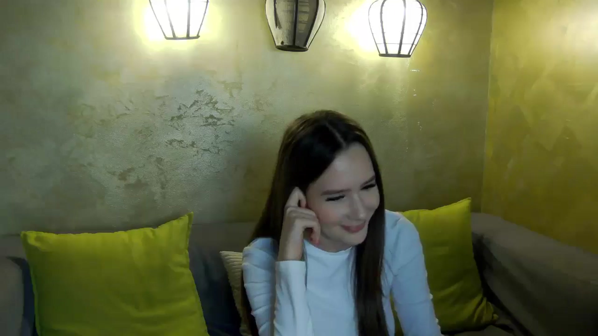 Gallery image thumbnail from Radiance's myfreecams stream on, 04/01/2026, 15:18 image 13 of 20