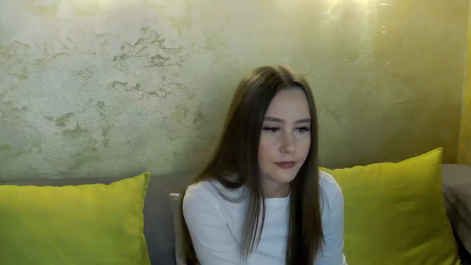 Gallery image thumbnail from Radiance's myfreecams stream on, 04/01/2026, 17:58 image 6 of 20