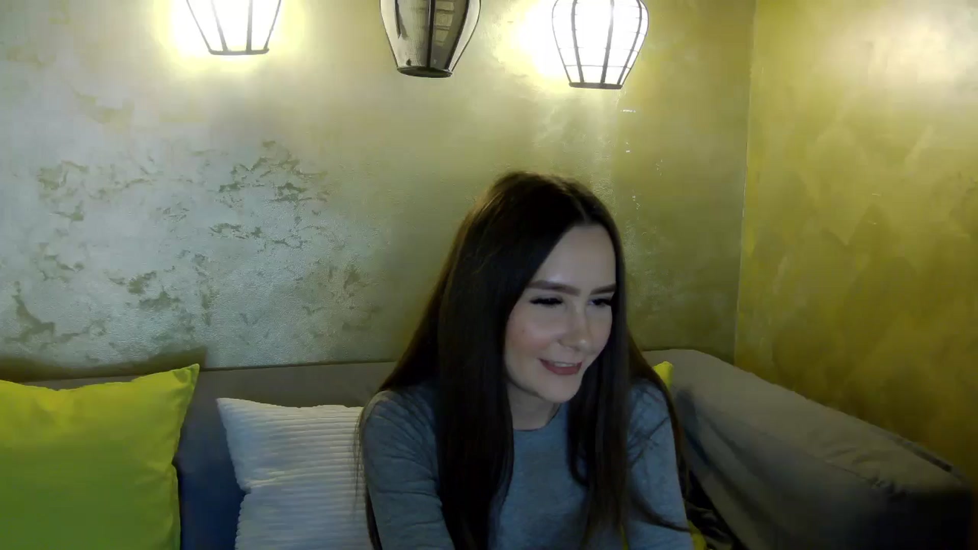 Gallery image thumbnail from Radiance's myfreecams stream on, 04/03/2026, 13:13 image 10 of 20