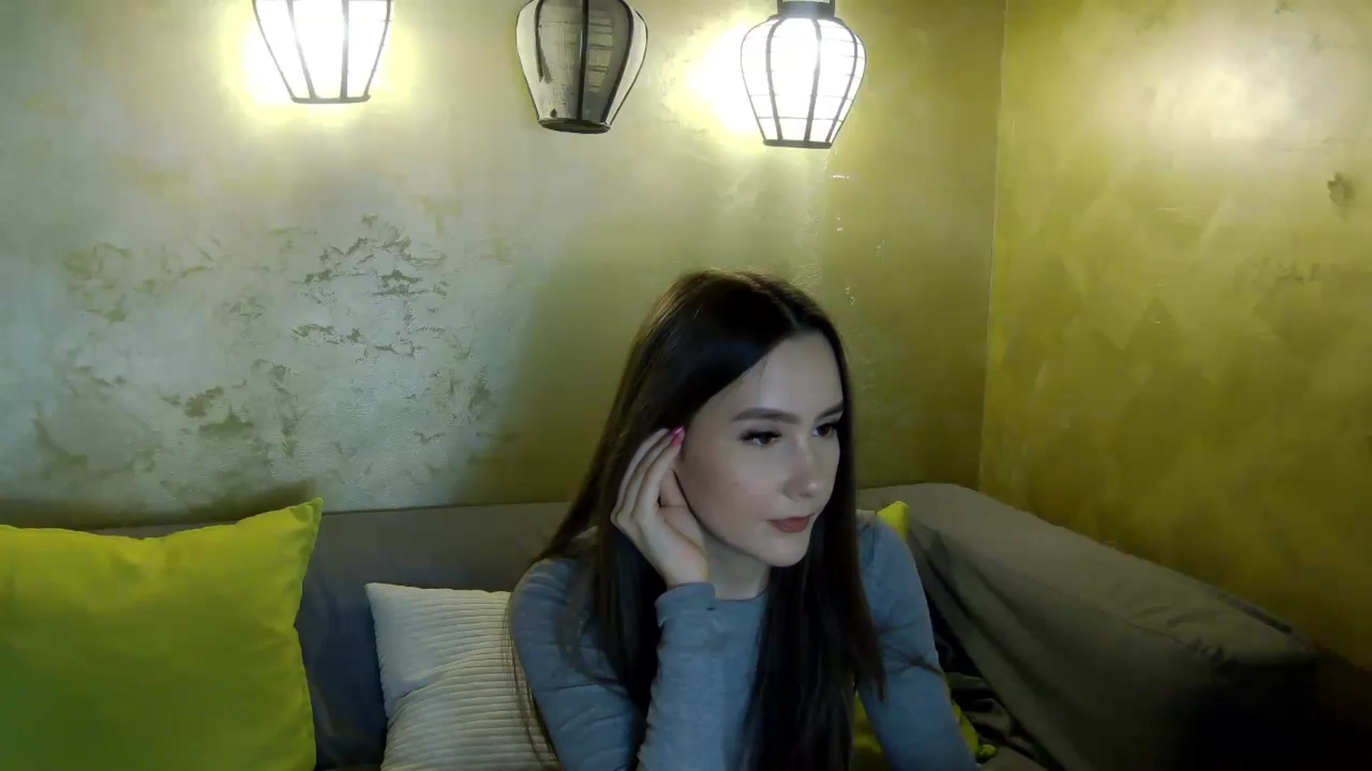 Gallery image thumbnail from Radiance's myfreecams stream on, 04/03/2026, 19:06 image 10 of 20