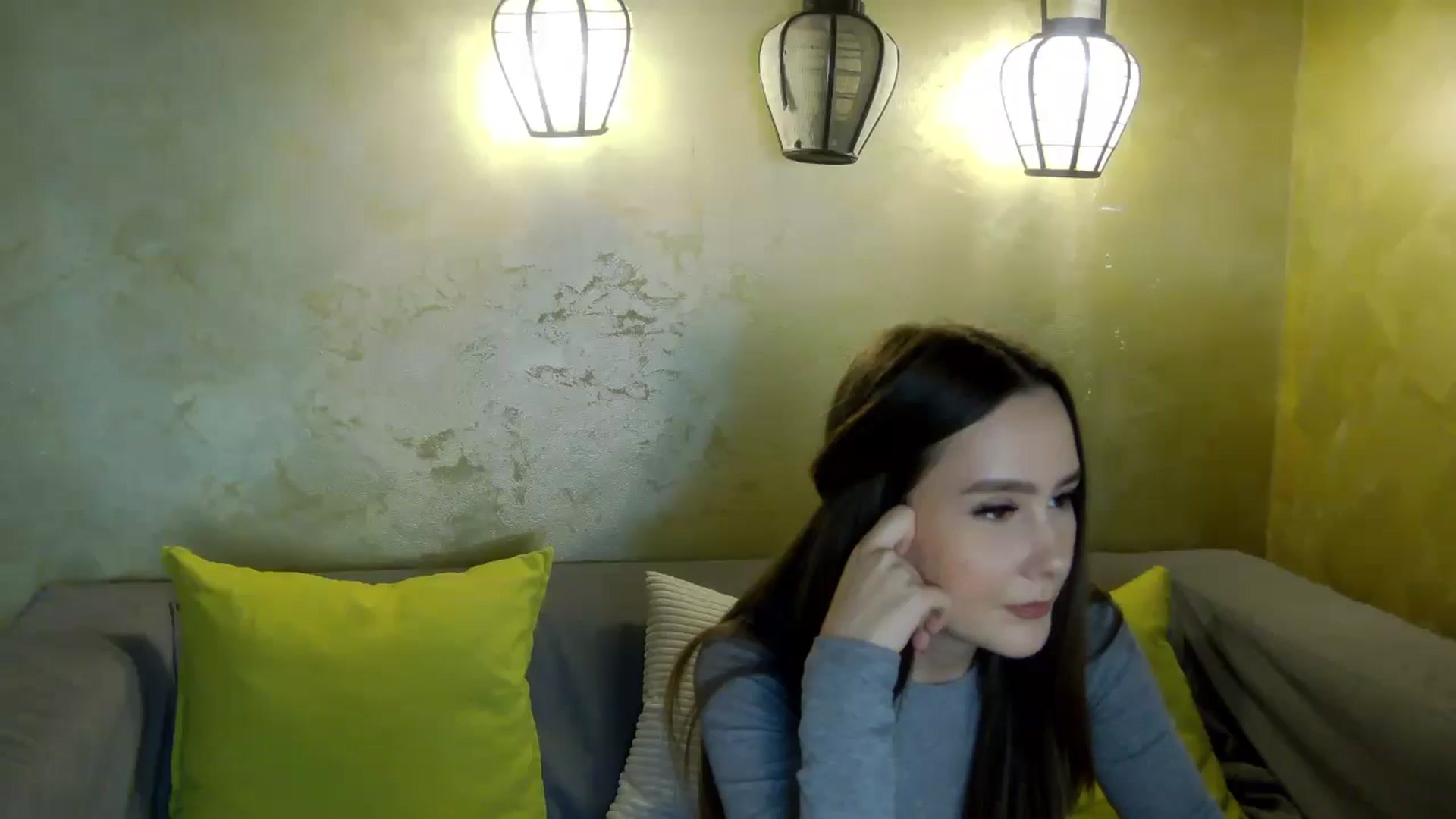 Gallery image thumbnail from Radiance's myfreecams stream on, 04/03/2026, 19:06 image 18 of 20