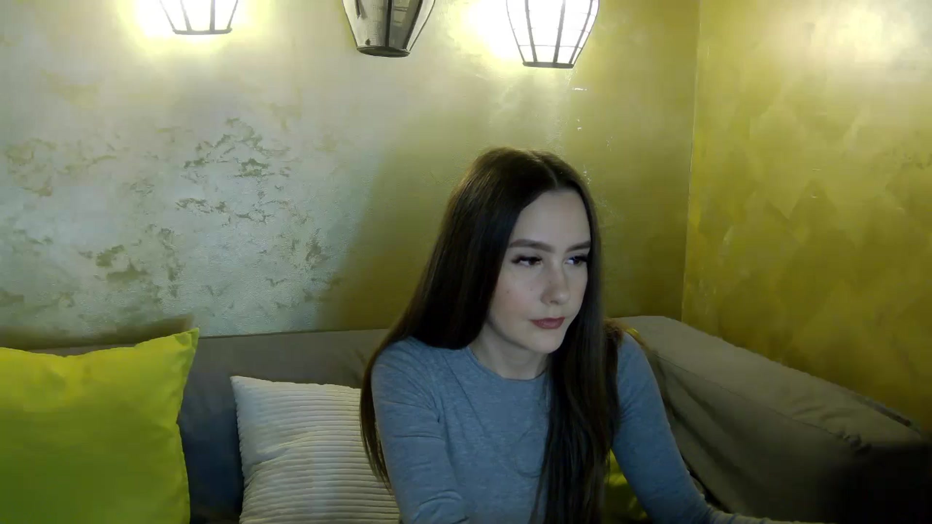 Gallery image thumbnail from Radiance's myfreecams stream on, 04/03/2026, 19:06 image 2 of 20