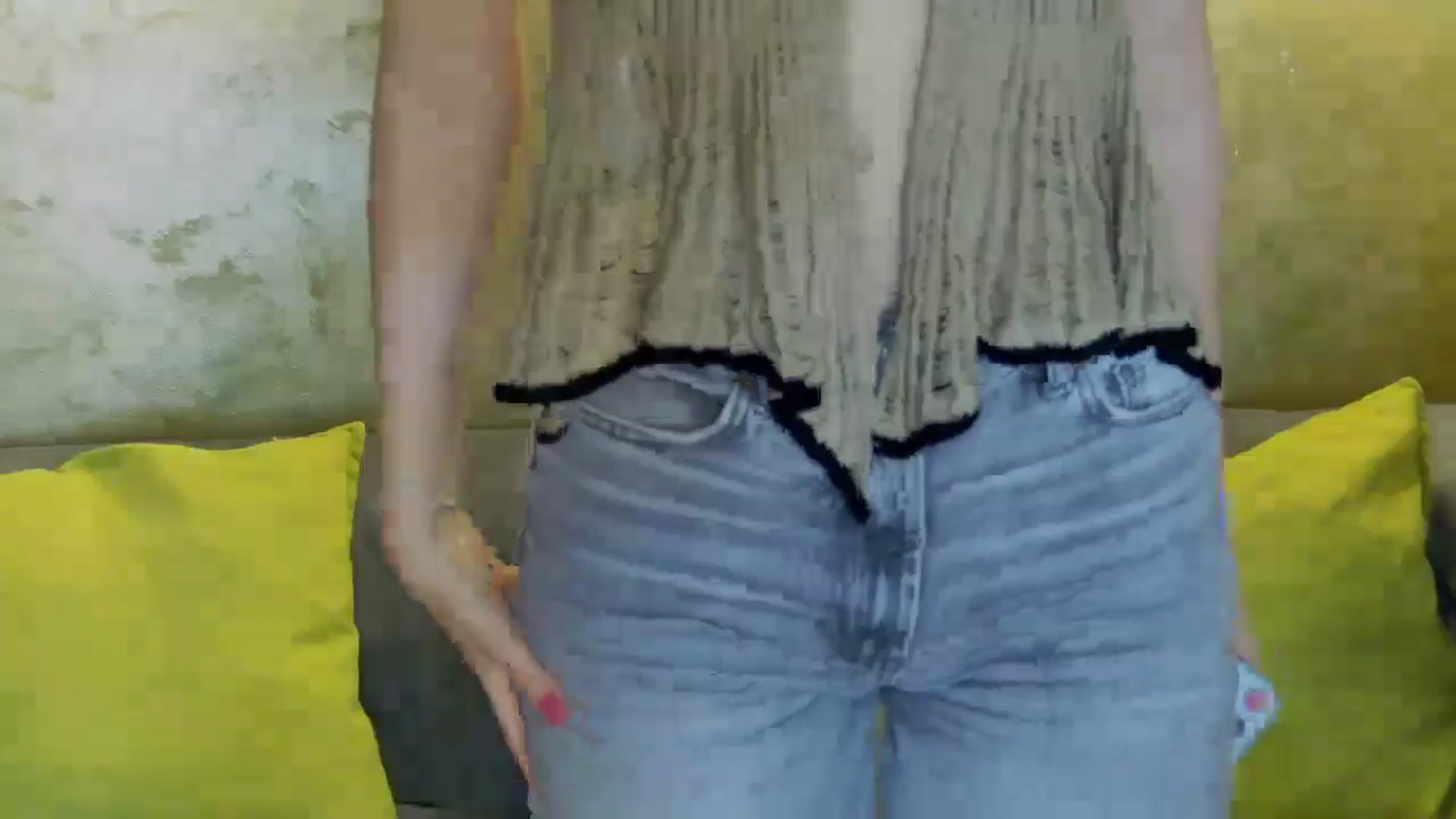 Gallery image thumbnail from Radiance's myfreecams stream on, 04/04/2026, 16:16 image 10 of 20
