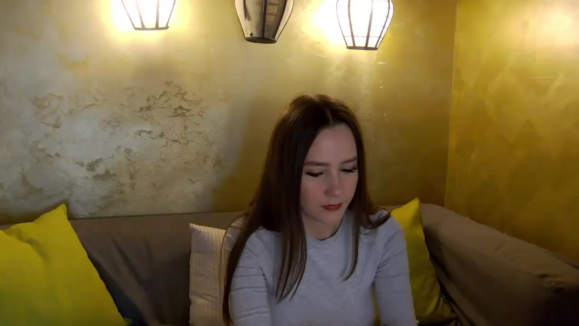 Gallery image thumbnail from Radiance's myfreecams stream on, 04/05/2026, 15:11 image 1 of 20