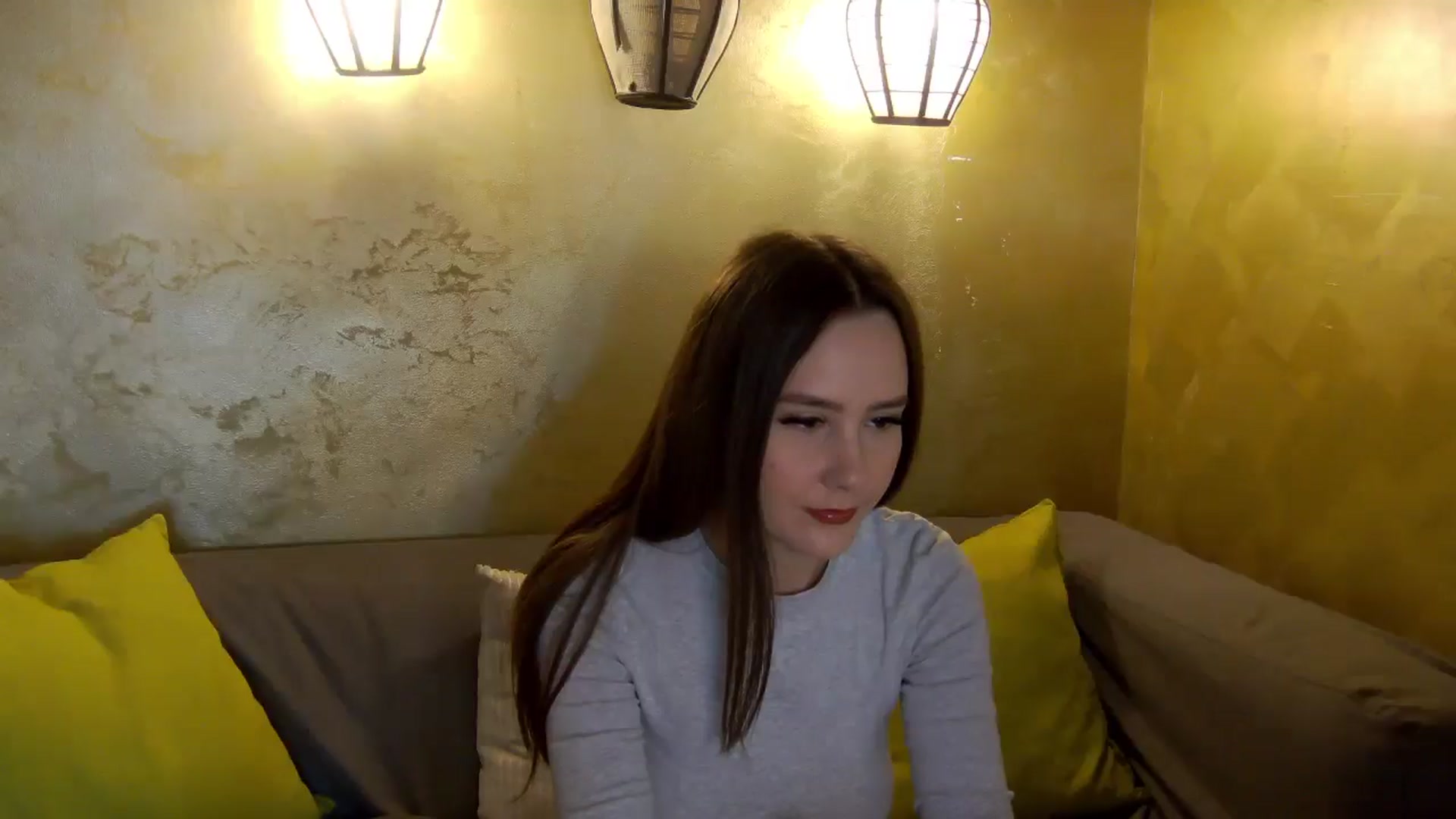 Gallery image thumbnail from Radiance's myfreecams stream on, 04/05/2026, 15:11 image 15 of 20