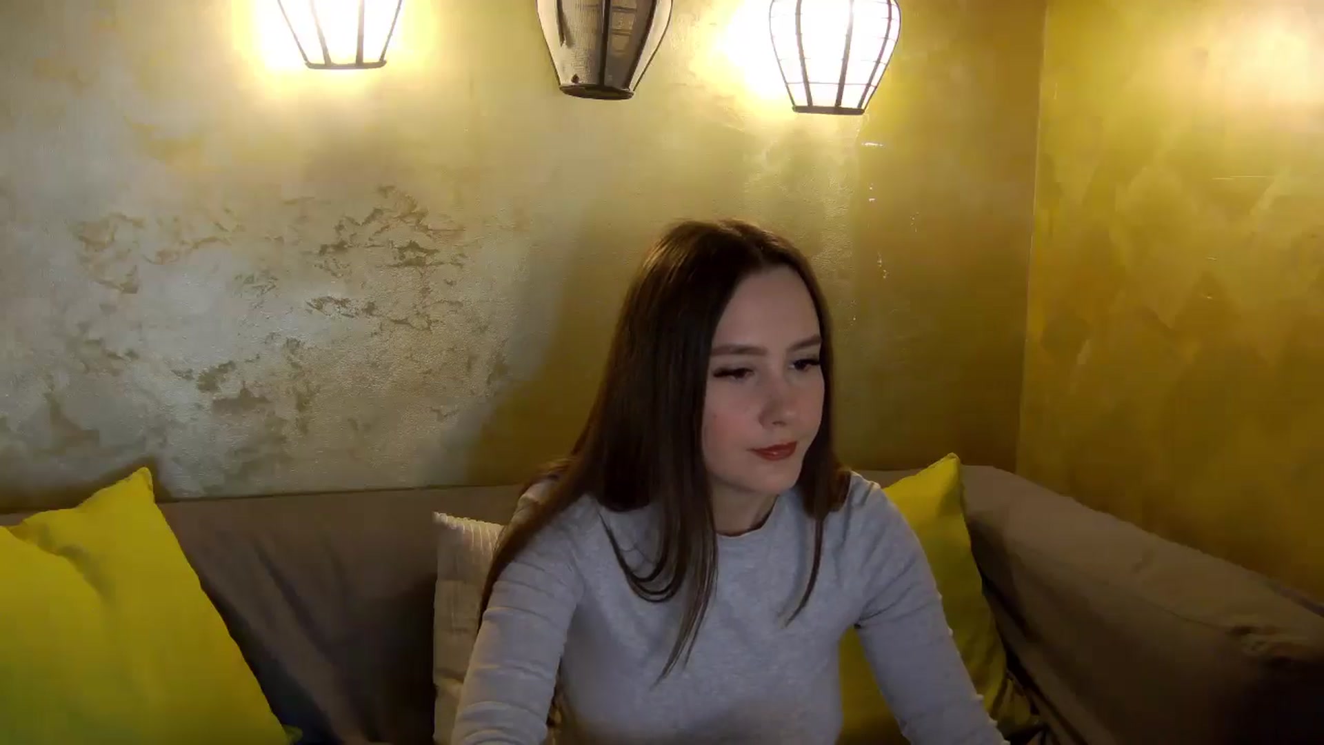 Gallery image thumbnail from Radiance's myfreecams stream on, 04/05/2026, 15:11 image 12 of 20