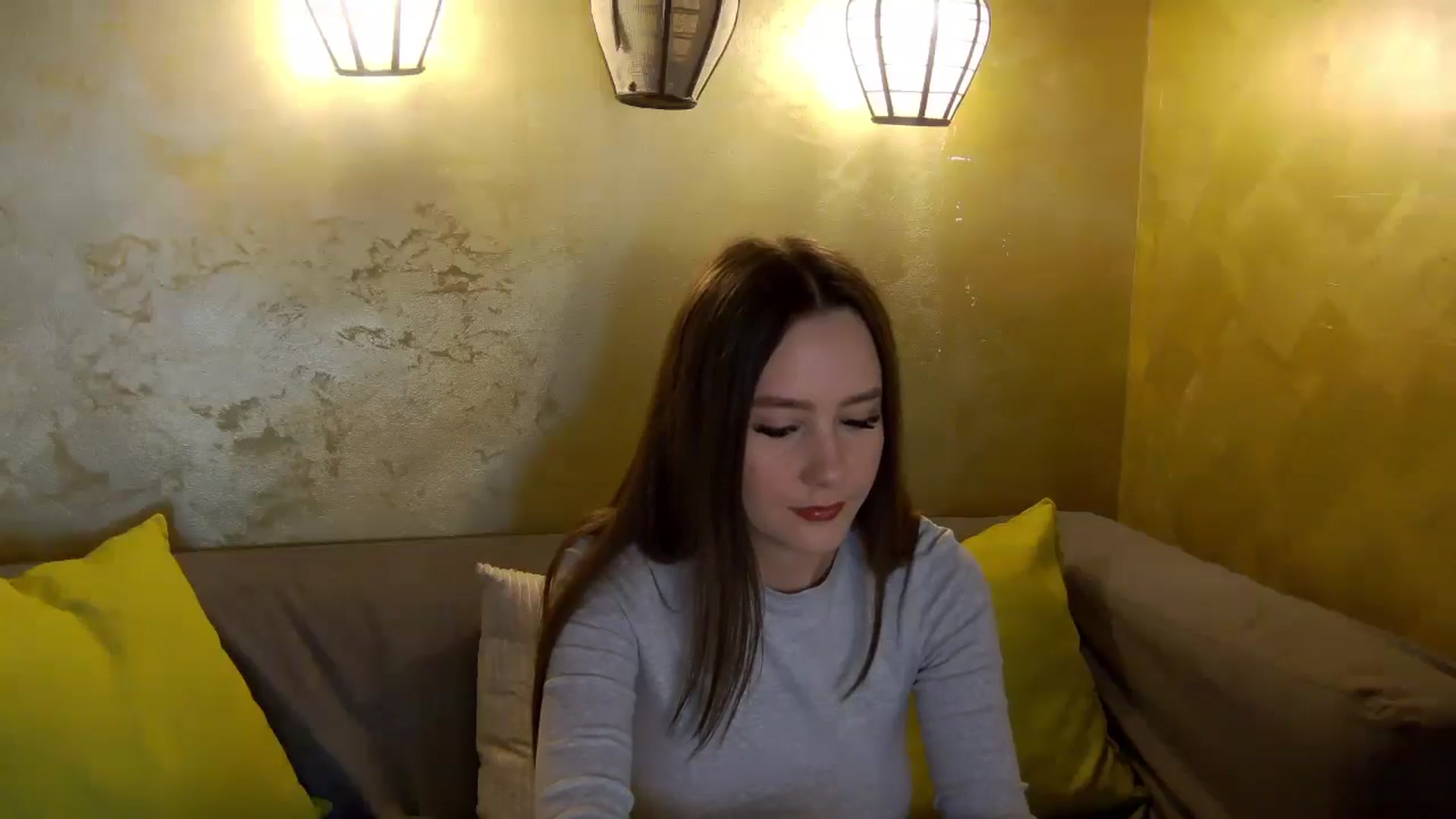 Gallery image thumbnail from Radiance's myfreecams stream on, 04/05/2026, 15:11 image 13 of 20