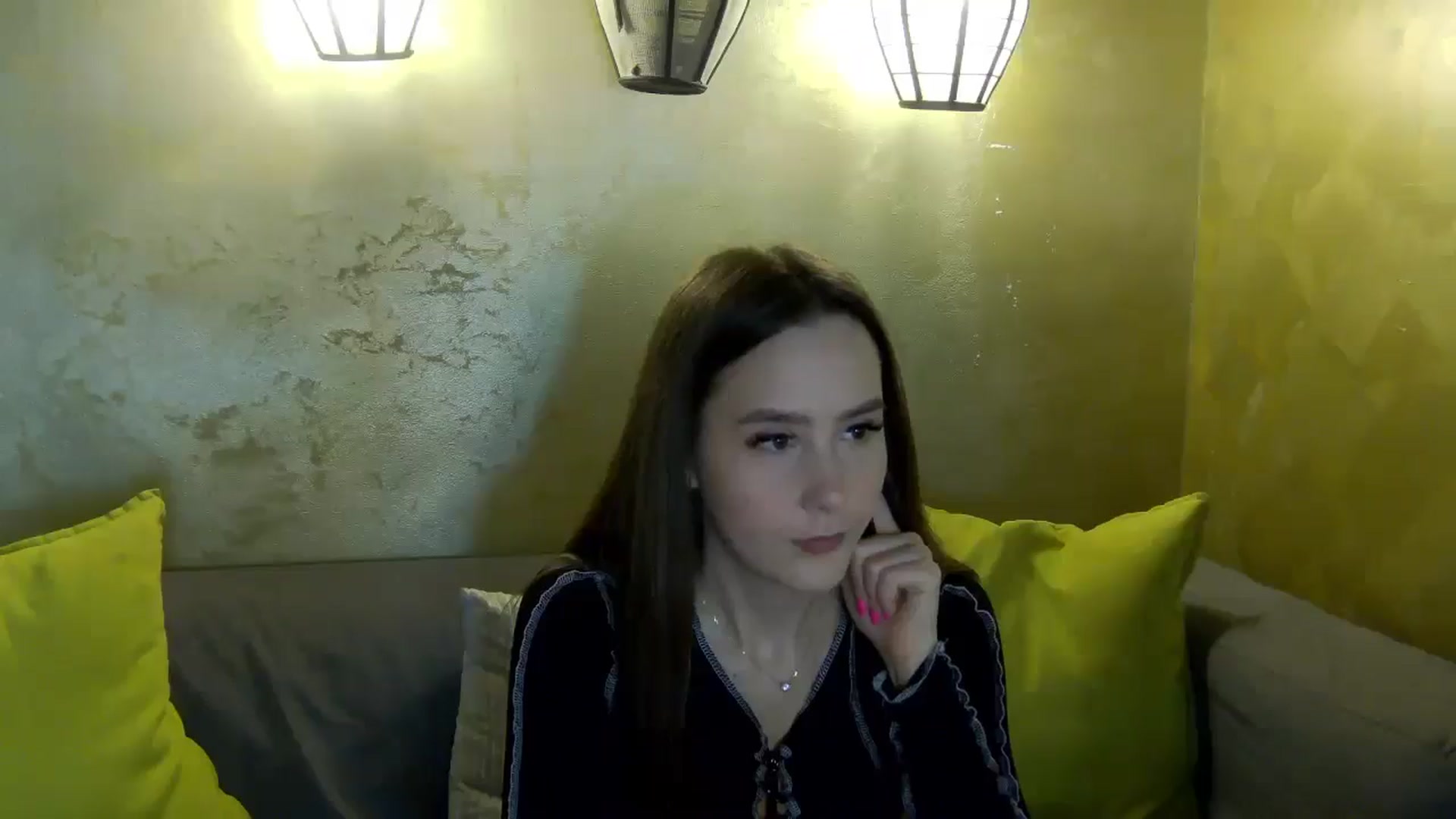 Gallery image thumbnail from Radiance's myfreecams stream on, 04/06/2026, 15:48 image 2 of 20