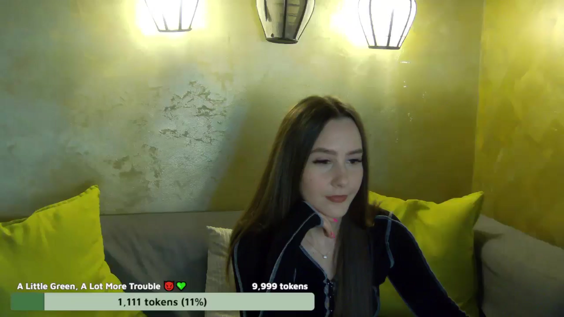 Gallery image thumbnail from Radiance's myfreecams stream on, 04/06/2026, 20:07 image 1 of 20