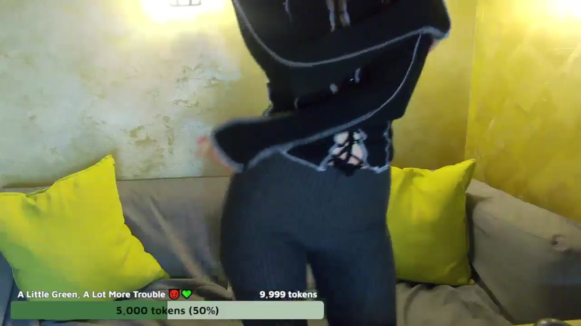 Gallery image thumbnail from Radiance's myfreecams stream on, 04/06/2026, 20:07 image 19 of 20
