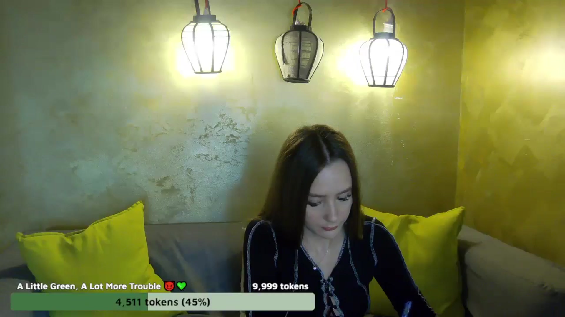 Gallery image thumbnail from Radiance's myfreecams stream on, 04/06/2026, 20:07 image 11 of 20