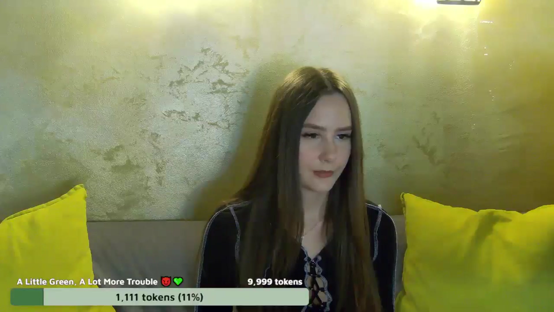 Gallery image thumbnail from Radiance's myfreecams stream on, 04/06/2026, 20:07 image 5 of 20